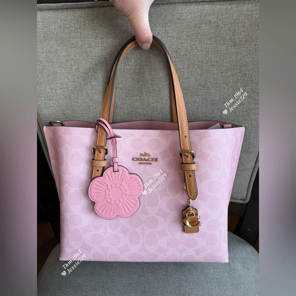 ‼️LIMITED‼️NWT！1PC COACH POWDER PINK SIGNATURE PURSES/WALLET fast shipping